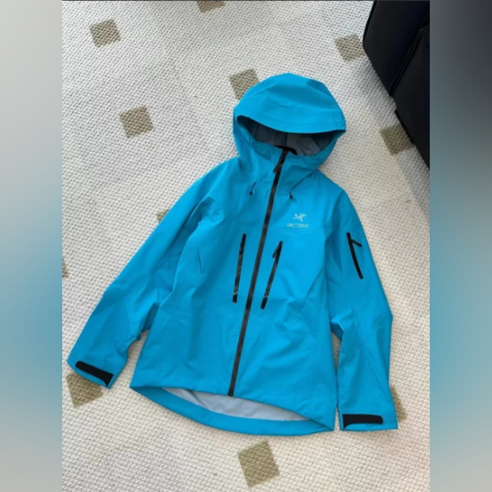 Arc'teryx Blue Hooded Jacket
